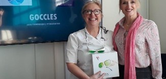 Fig. 6. The British dental dealer DENTAL SKY is distributor of oral cancer screening tools like GOCCLES Fig. 6. The British dental dealer DENTAL SKY is distributor of oral cancer screening tools like GOCCLES